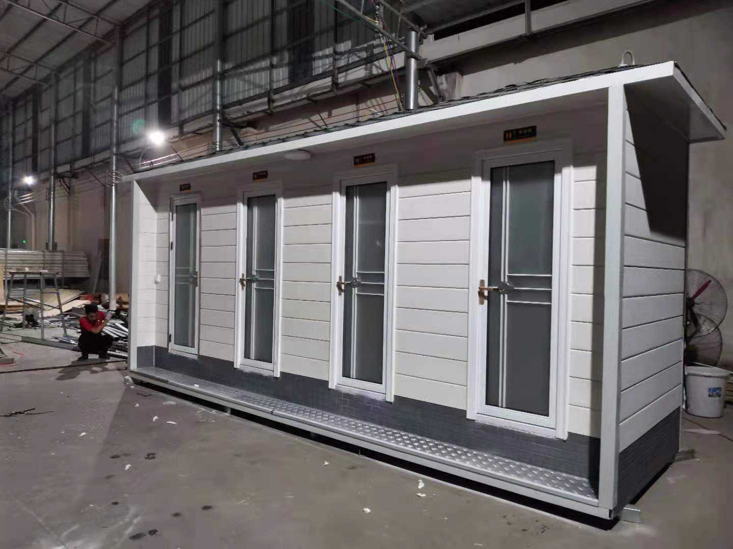 移動衛(wèi)生間